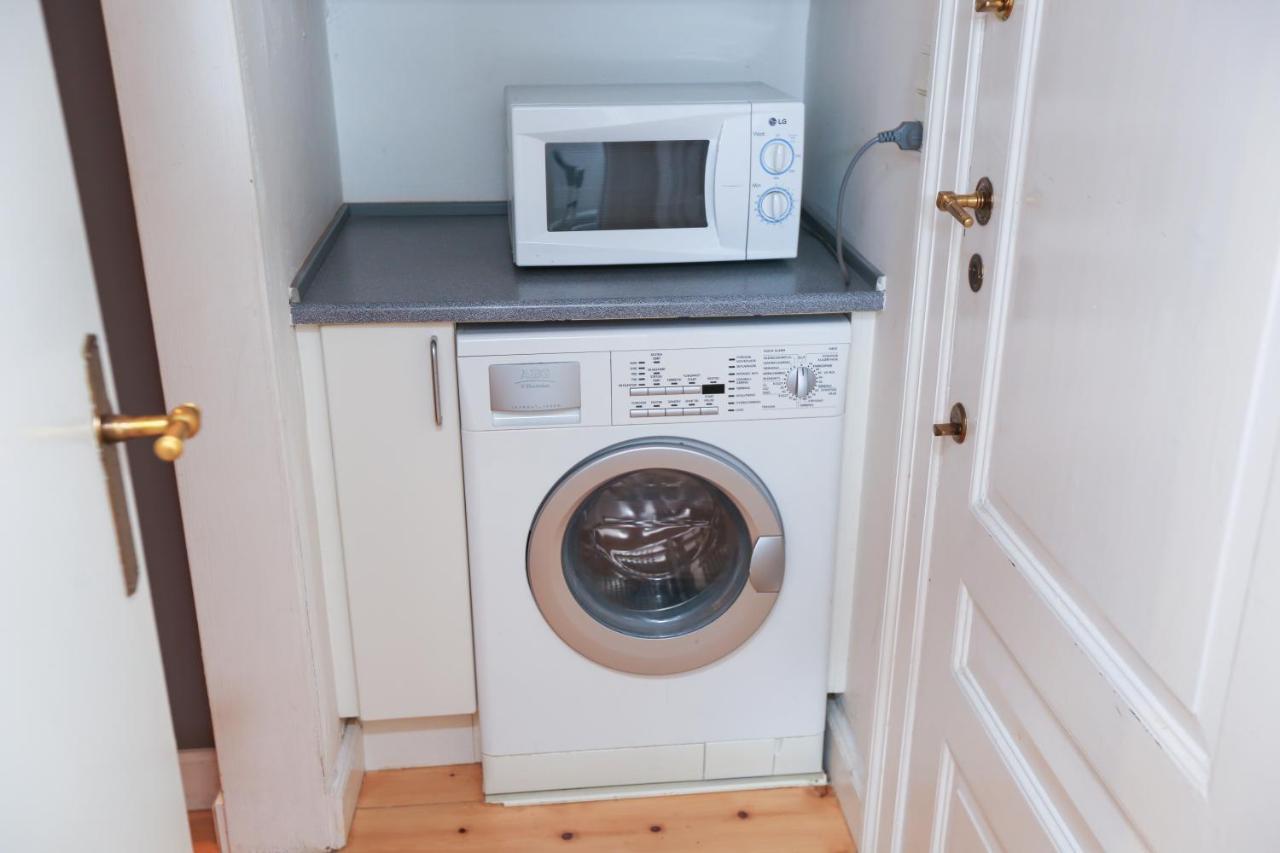 Lovely And Homey Flat In A Great Neighborhood! Lägenhet